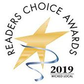 A gold star with the words " readers choice awards 2 0 1 9 wicked local ".